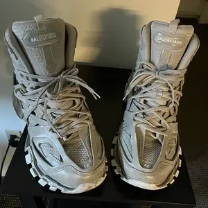 Balenciaga | Shoes | Balenciaga Mens High Top Faded Sneaker  display picture 2